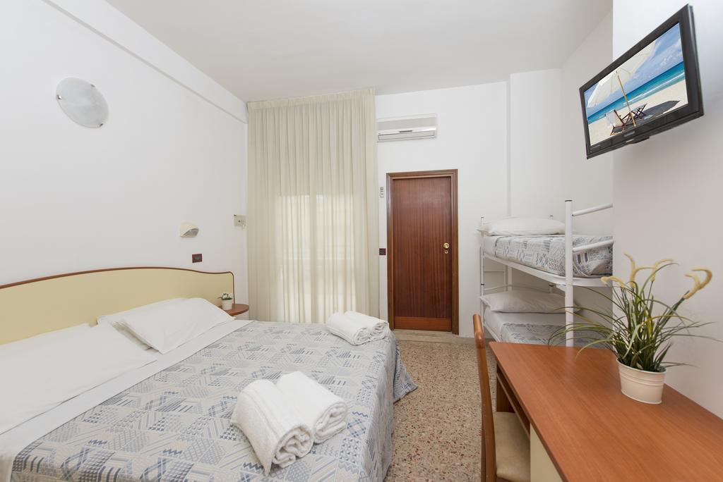 Hotel Mario Cesenatico Εξωτερικό φωτογραφία