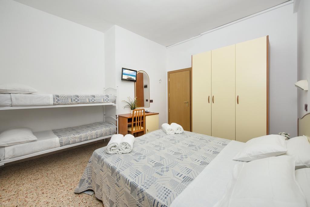 Hotel Mario Cesenatico Εξωτερικό φωτογραφία
