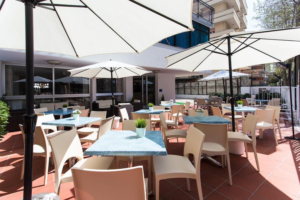 Hotel Mario Cesenatico Εξωτερικό φωτογραφία