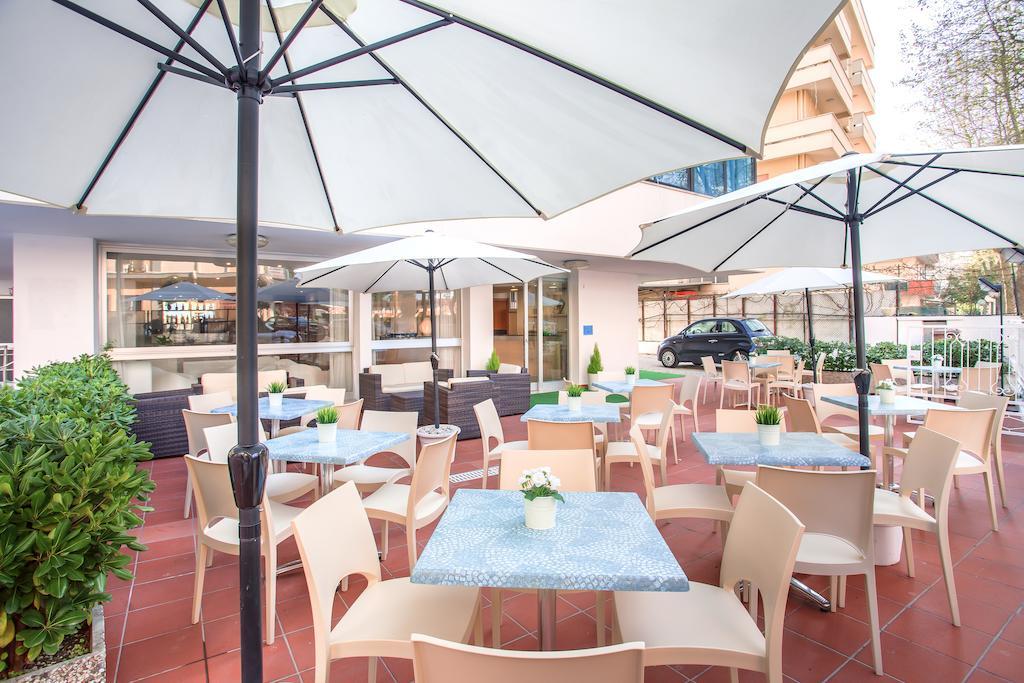 Hotel Mario Cesenatico Εξωτερικό φωτογραφία