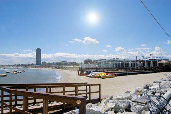 Hotel Mario Cesenatico Εξωτερικό φωτογραφία